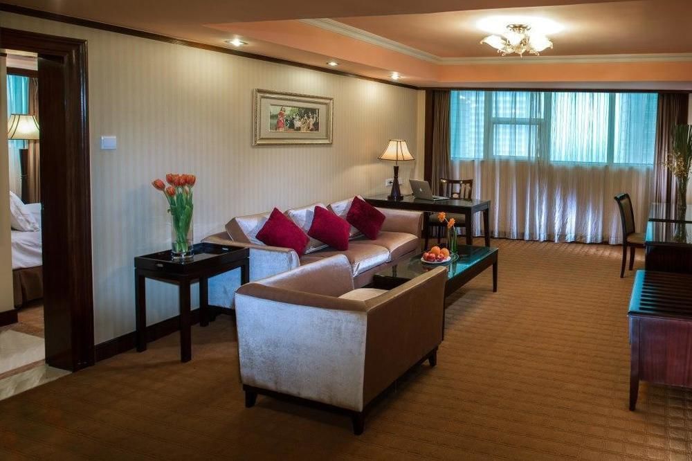 Vienna Hotel Shenzhen Fuhua Road Экстерьер фото